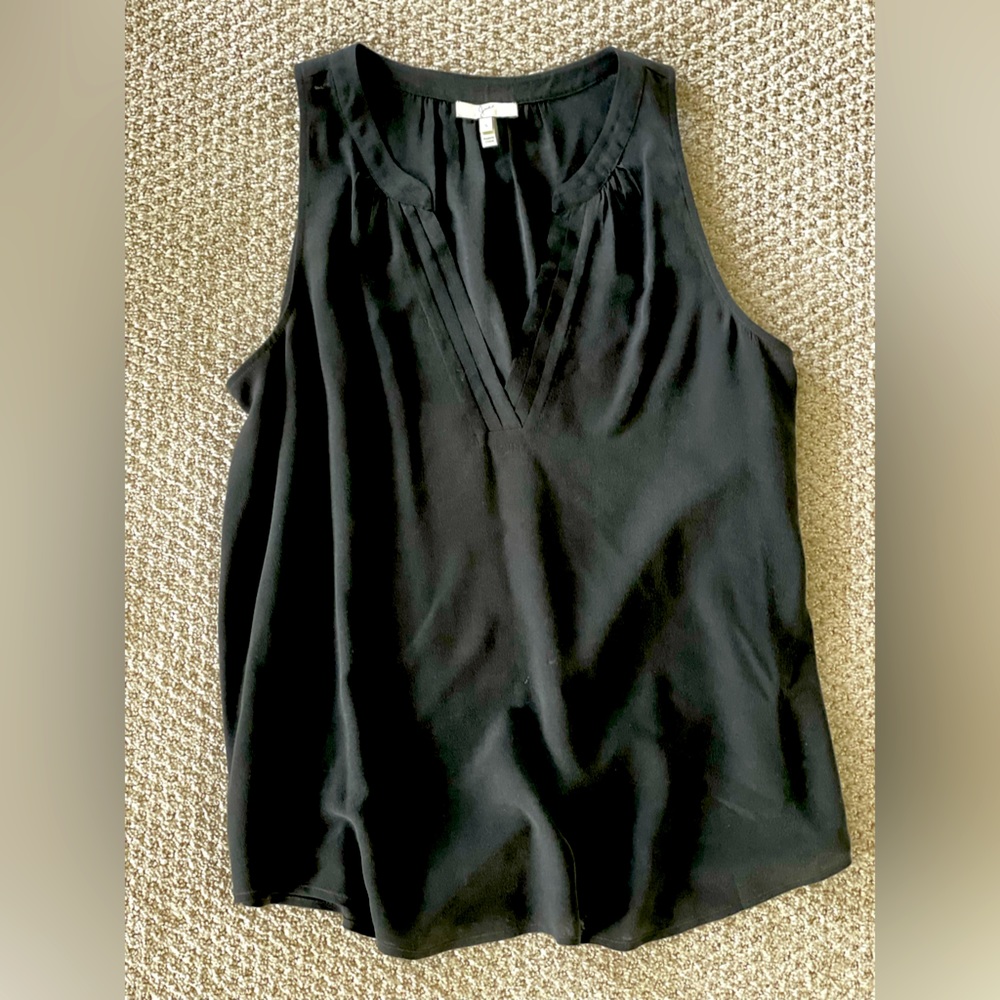 Joie silk tank top. Loose fit. In excellent condition!